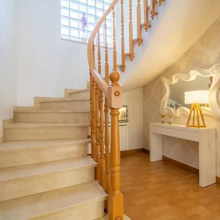 Beverly Hills Lux - Design Льорет-де-Мар